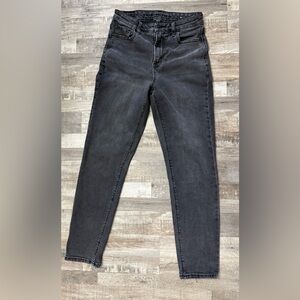 American Eagle Black High Rise Mom Jeans Size 4 Regular